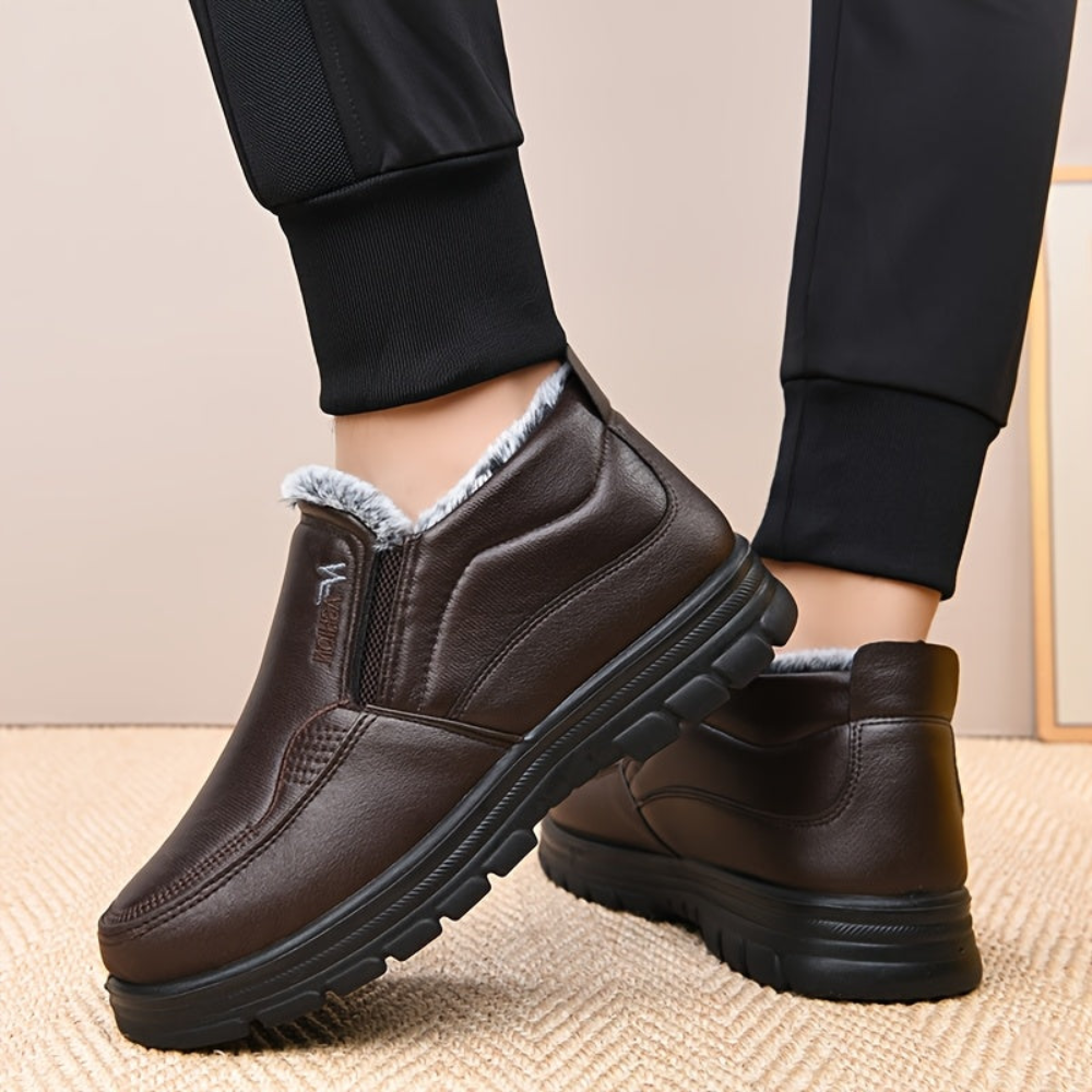 Bottes courtes homme fourrées marron foncé antidérapantes
