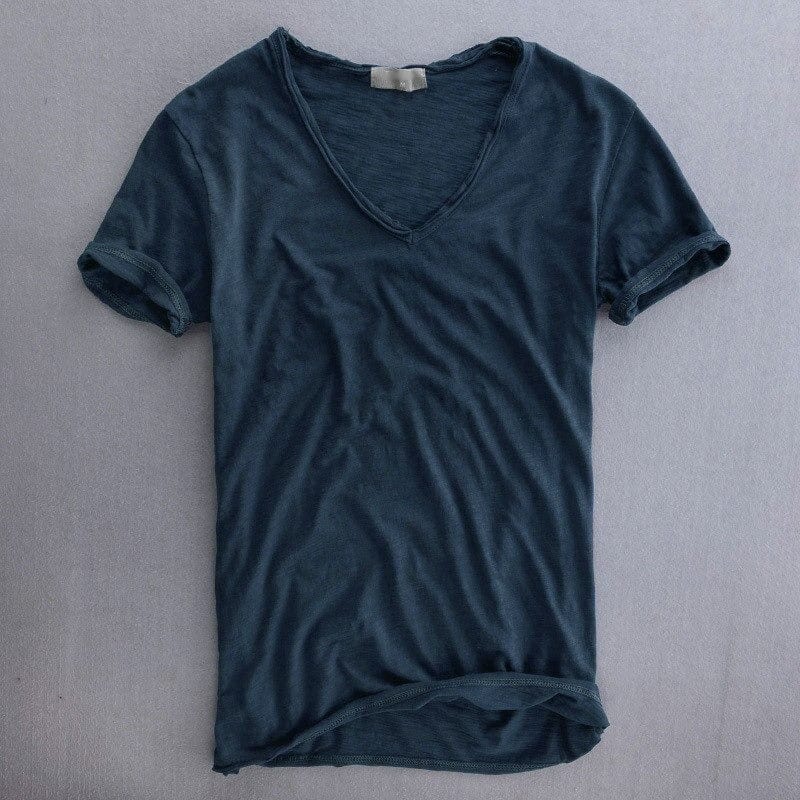 Men's V-neck T-shirt casual style fashionable – Ideal for all occasions