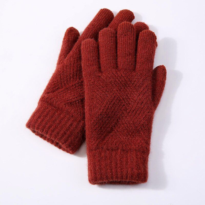 Soft Knitted Chevron-Pattern Touchscreen Gloves in a Solid Color