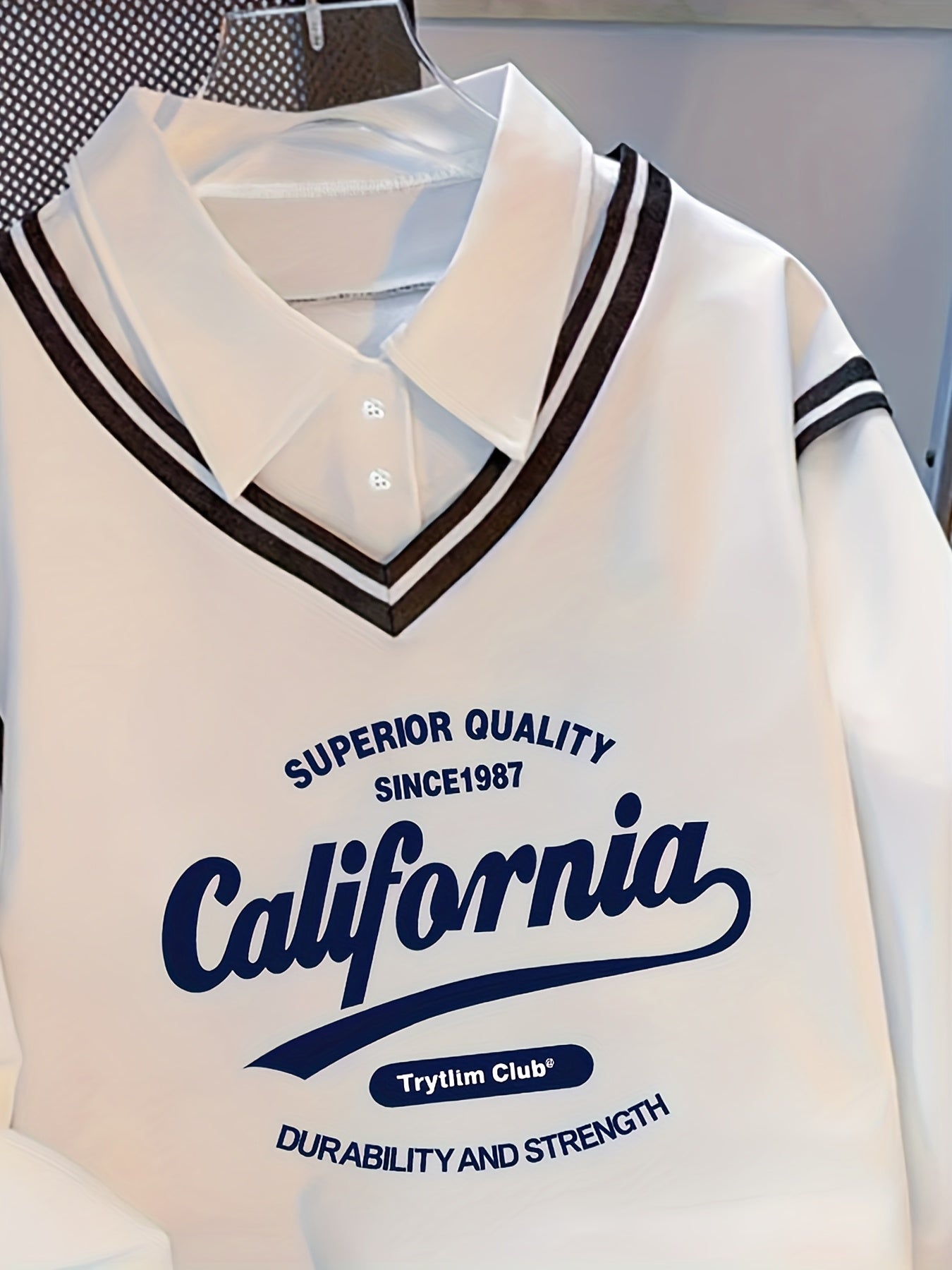 Sweat-shirt Blanc à Col Chemise Intégré et Motif California