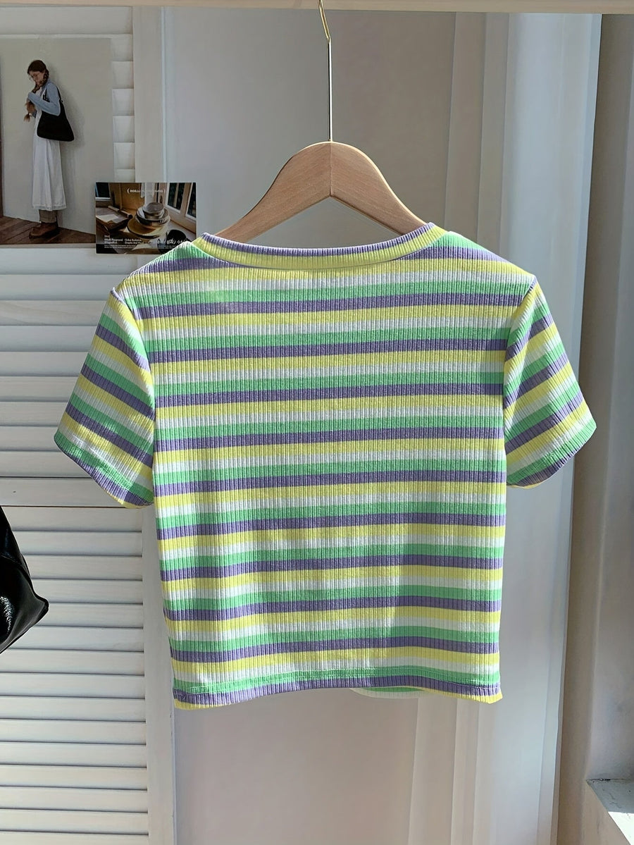 Women's short-sleeve striped T-shirt, casual and trendy style, perfect for summer