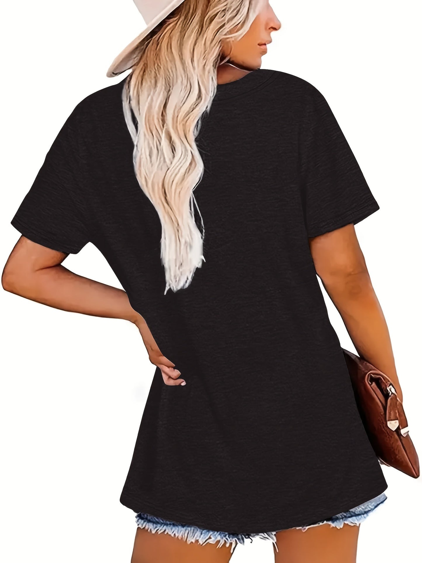 T-shirt donna stile casual con motivo astronauta e pianeti, ispirazione spazio, ideale per appassionate di scienza e moda urbana