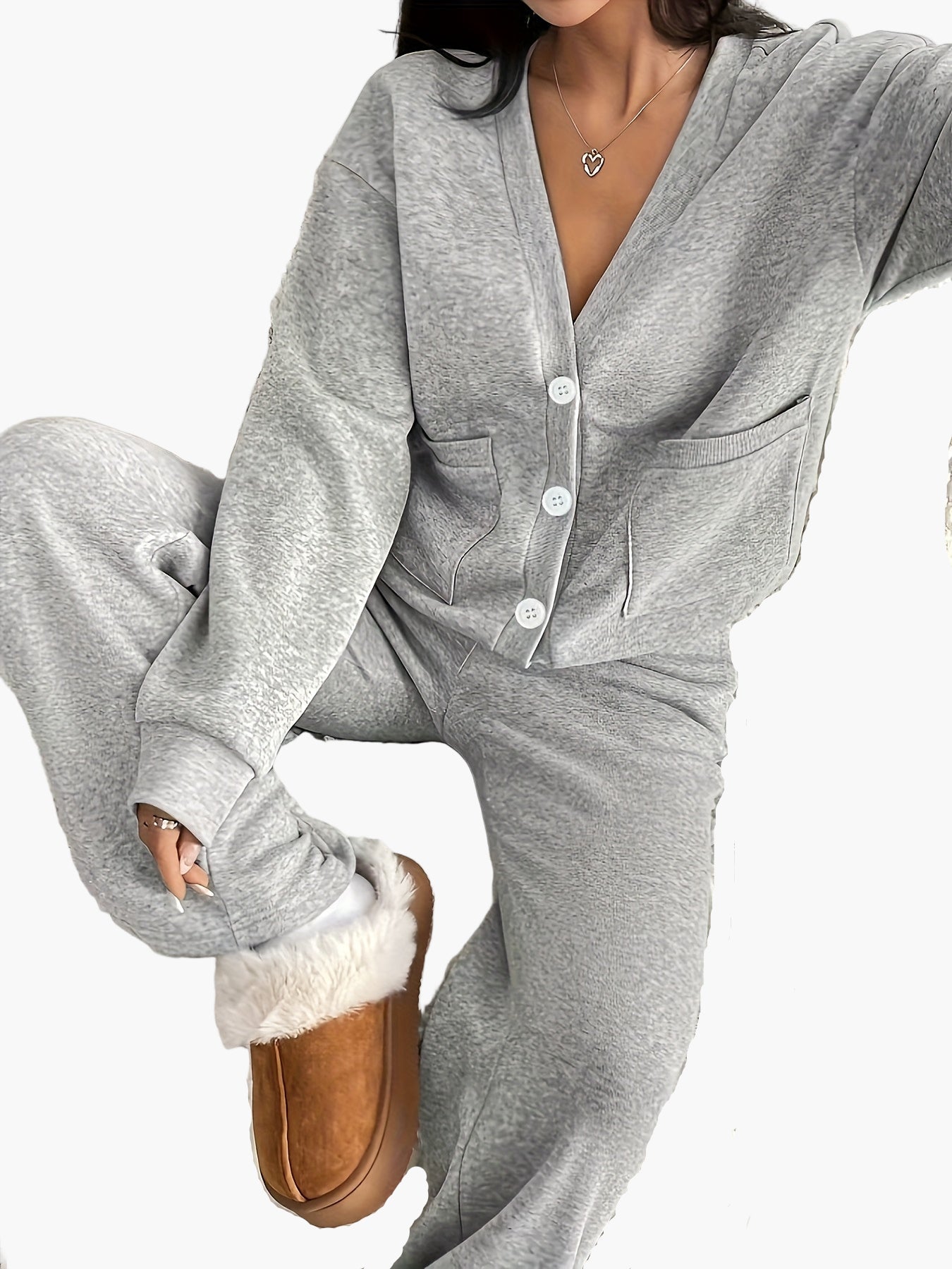To-delt pyjamas til kvinder i afslappet stil med knapper og lommer, behageligt loungewear til hjemmet