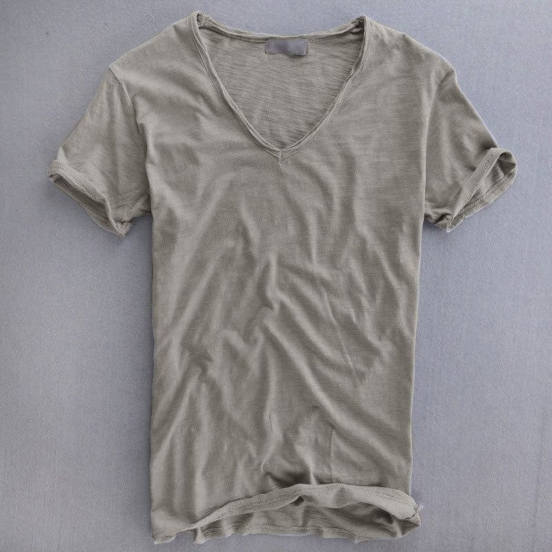 Men's V-neck T-shirt casual style fashionable – Ideal for all occasions