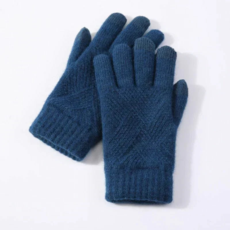 Soft Knitted Chevron-Pattern Touchscreen Gloves in a Solid Color
