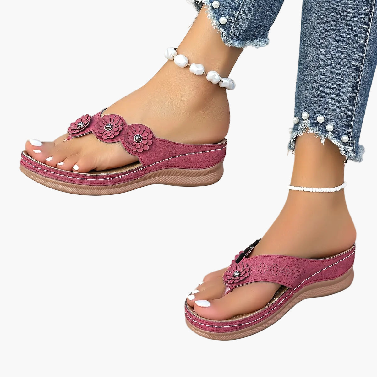 Sandales décontractées pour femme à talon plat style tongs avec fleurs – Idéal pour l’été