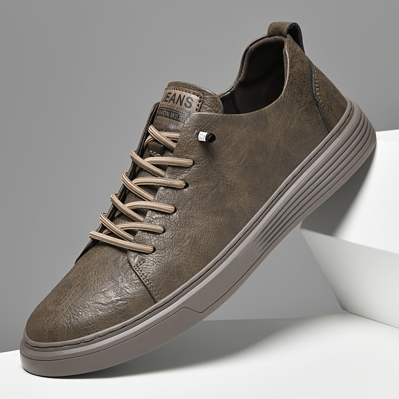 Baskets décontractées homme style urbain moderne à lacets – Sneakers tendance pour usage quotidien
