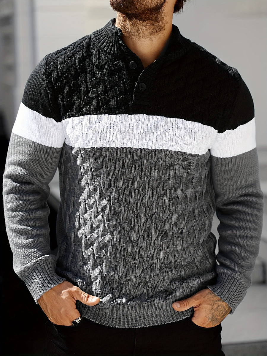 Pull homme tricoté à col montant boutonné rayé