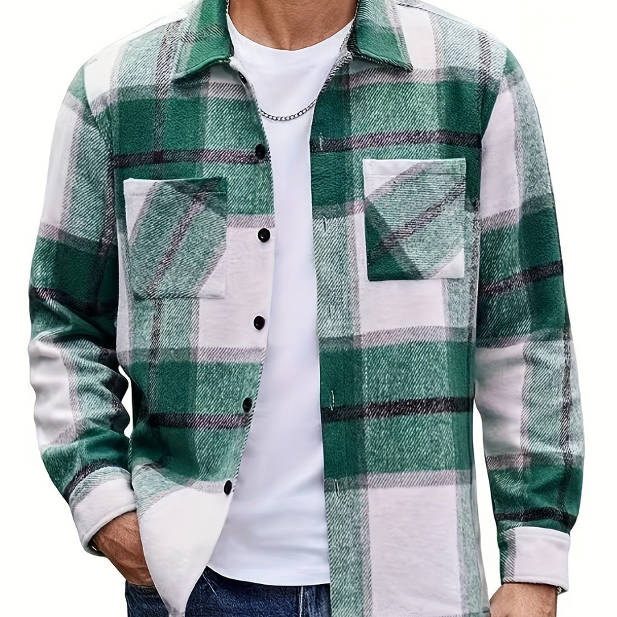 Men's relaxed-fit plaid shirt with light brown and white buttoned pockets