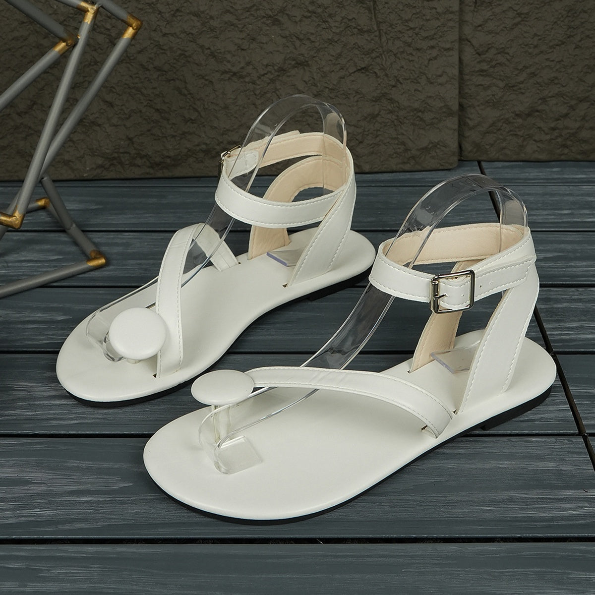 Sandales estivales pour femme à bout rond avec bride cheville – style moderne et original