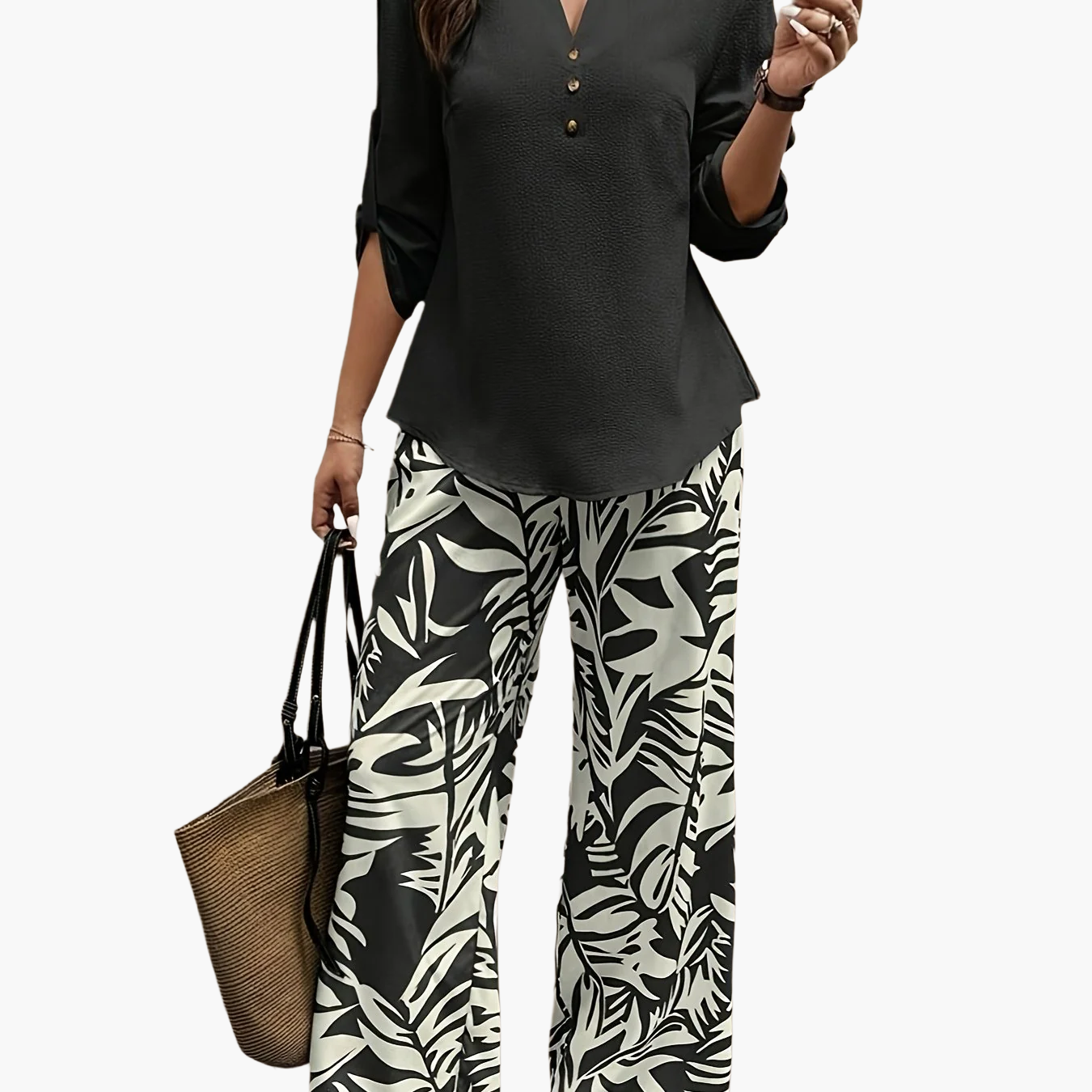 Conjunto elegante para mujer, estilo casual chic, ideal para primavera/verano