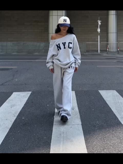 Ensemble survêtement femme gris clair décontracté avec impression NYC