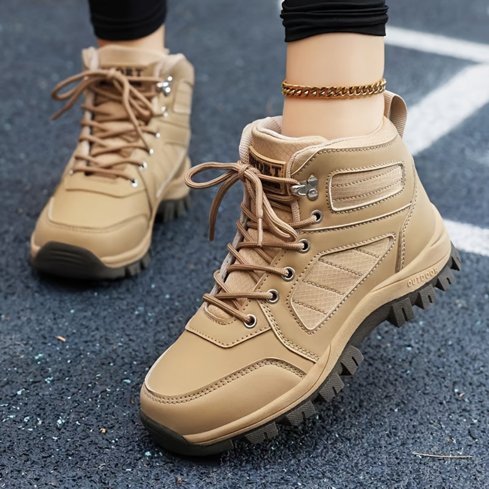 Bottes de marche hautes résistantes femme – Couleurs variées