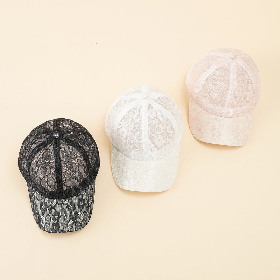 Baseballpet van kant met bloemenmotief