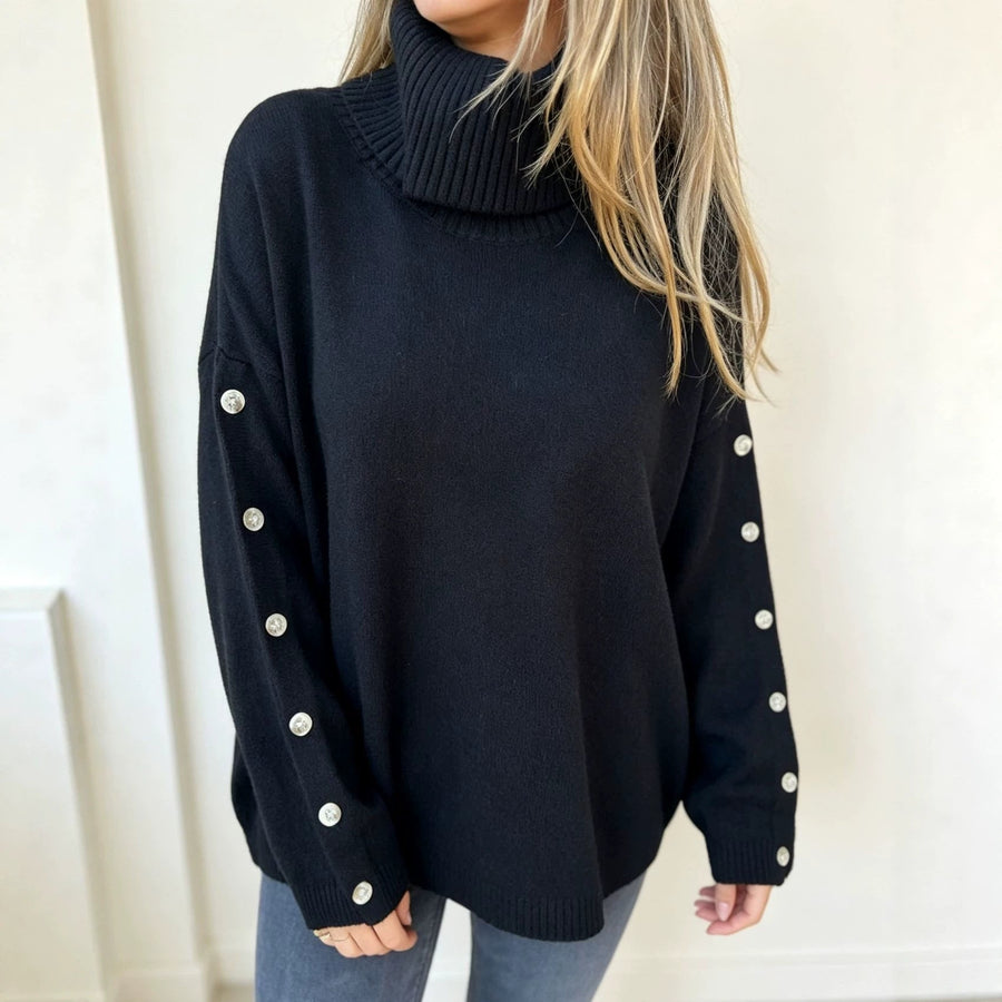 Jersey de cuello alto beige para mujer con botones decorativos en las mangas