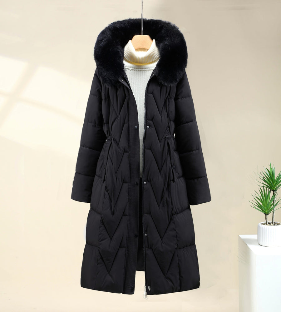 Manteau long matelassé noir à capuche et bordure effet fourrure