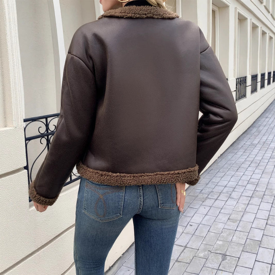 Chaqueta corta estilo aviador para mujer, marrón, forrada con efecto de borreguito y botones dorados