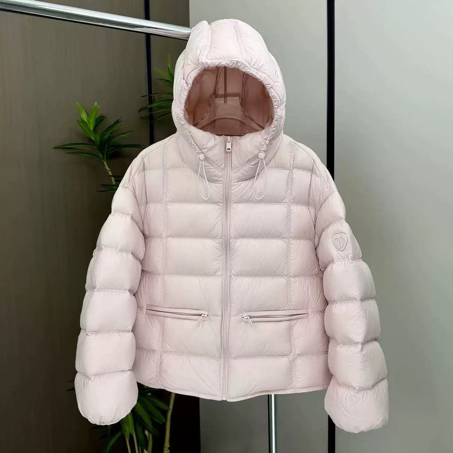 Kurze gesteppte Damen-Daunenjacke mit Kapuze und Reißverschluss
