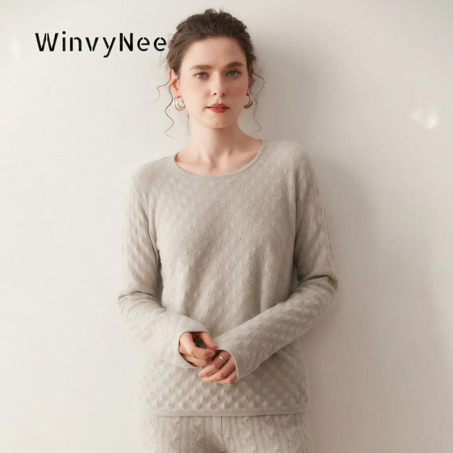 Maglione da donna con collo rotondo e delicato motivo testurizzato - Maniche lunghe, vestibilità rilassata