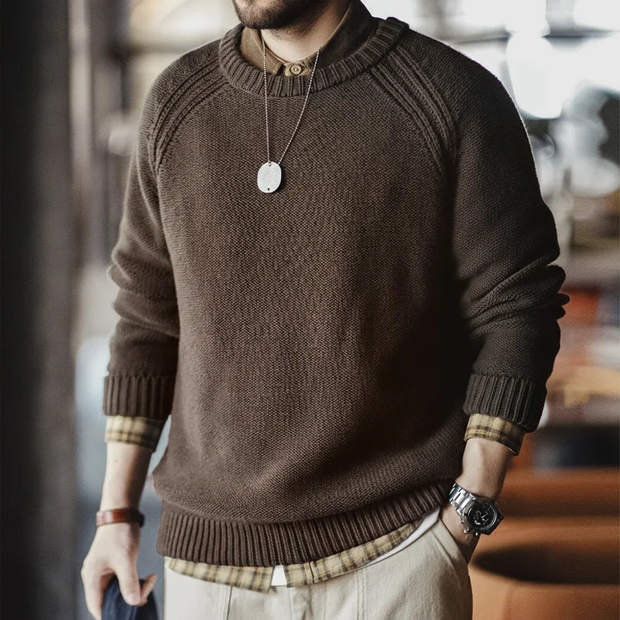 Jersey de punto texturizado marrón para hombre, mangas raglán y cuello redondo