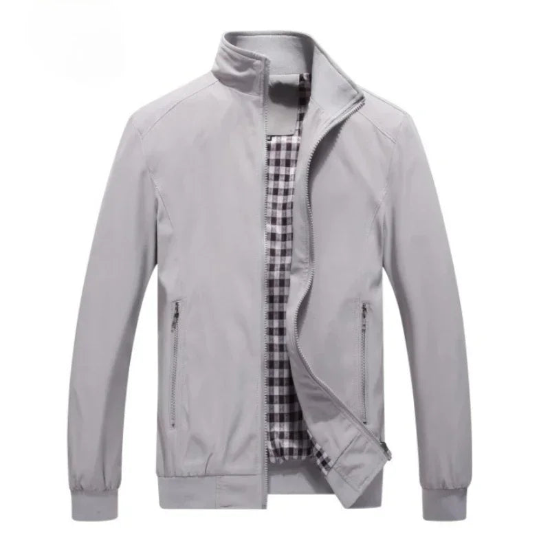 Einfarbige Herrenjacke mit Reißverschluss, Stehkragen und Seitentaschen