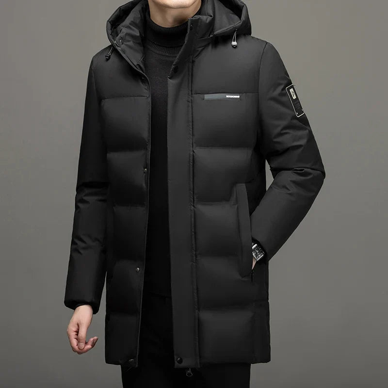 Warme lange Herren-Kapuzensteppjacke mit Füllung in Olivgrün