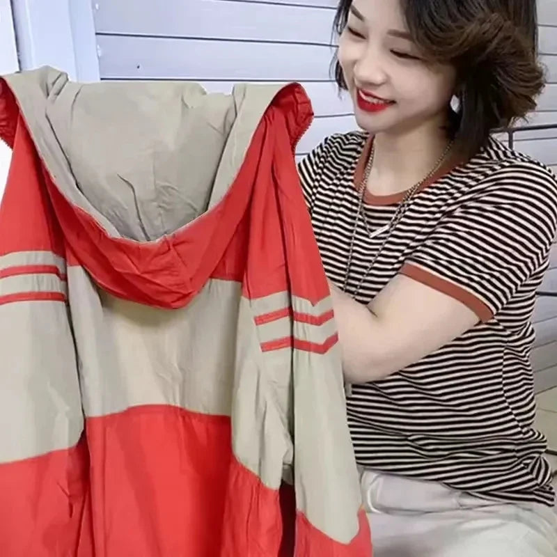 Giacca bicolore casual da donna con cappuccio, stile sportivo, verde e beige