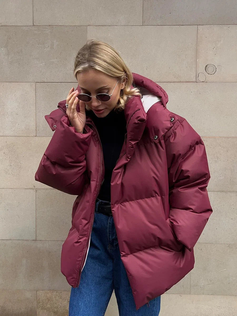 Kurze gesteppte Damen-Daunenjacke mit Kapuze, einfarbig