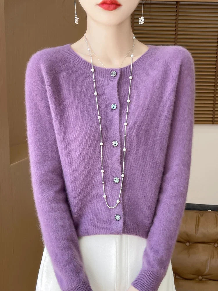 Weicher Damen-Cardigan mit Rundhalsausschnitt, Knöpfen und langen Ärmeln, Grau