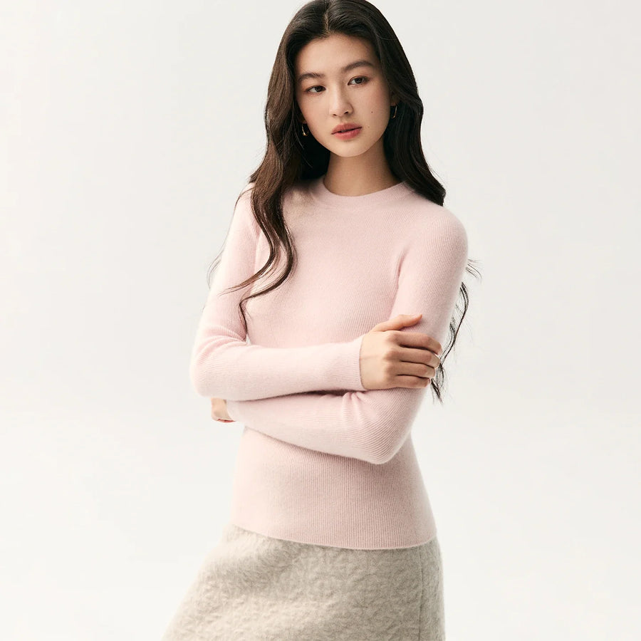 Pull fin côtelé femme à manches longues et col rond gris
