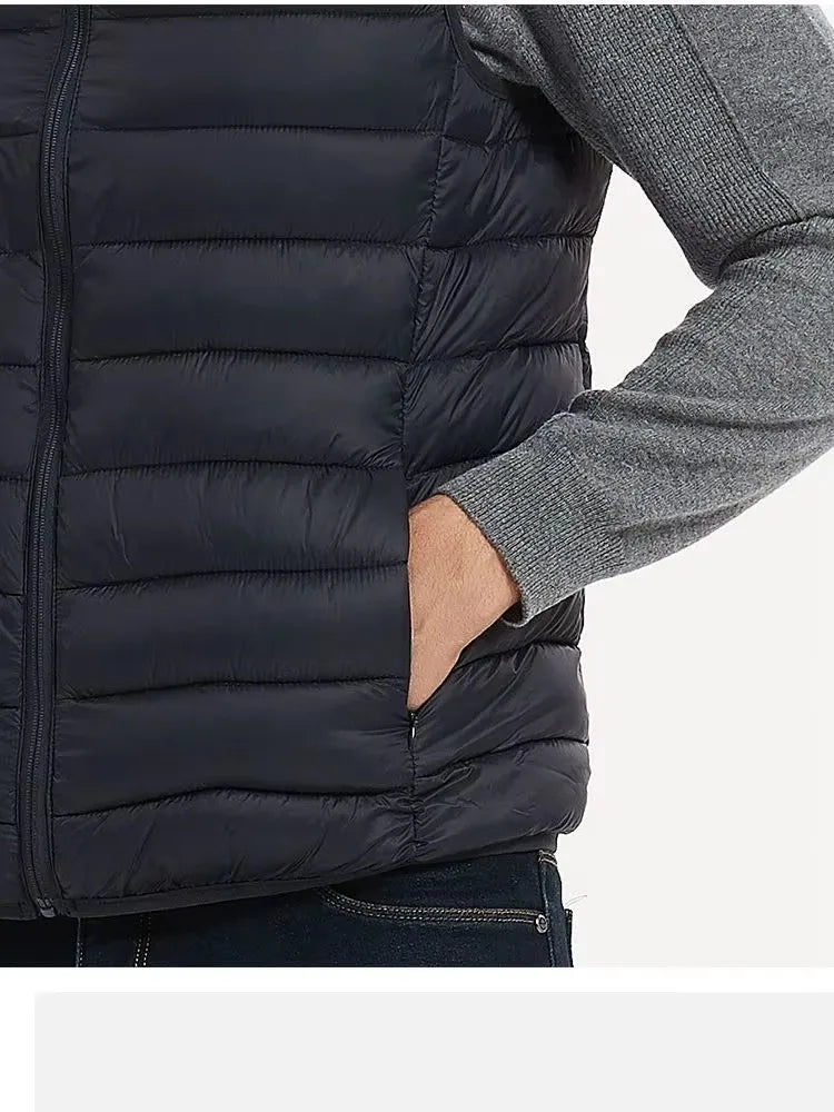 Chaleco acolchado ligero de hombre, con cuello alto, cremallera y colores lisos