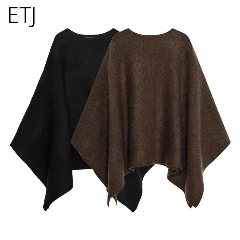 Elegant, varm poncho til damer i sort eller brun, løs pasform til udendørs brug