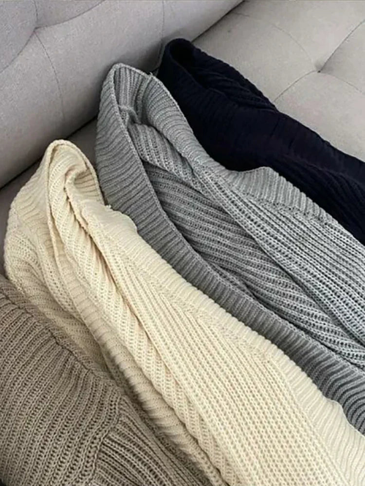 Luźny damski kardigan w stylu casual, modny na co dzień