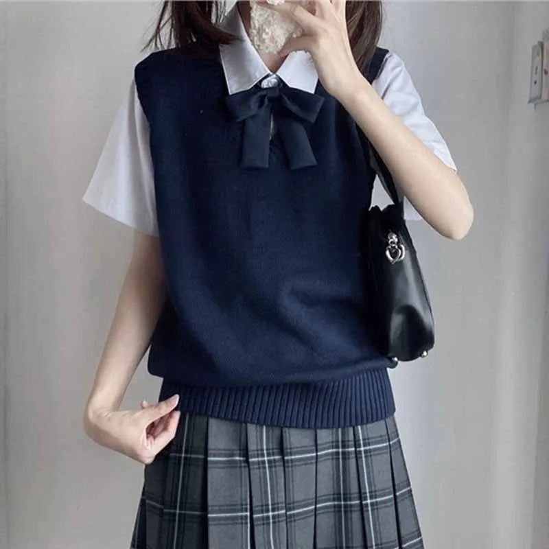 Damesvest zonder mouwen van tricot met V-hals, preppystijl