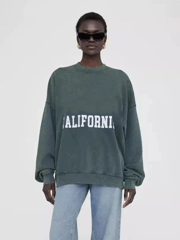 Sweatshirt til kvinder med rund hals og print i grå, bordeaux, sort eller hvid