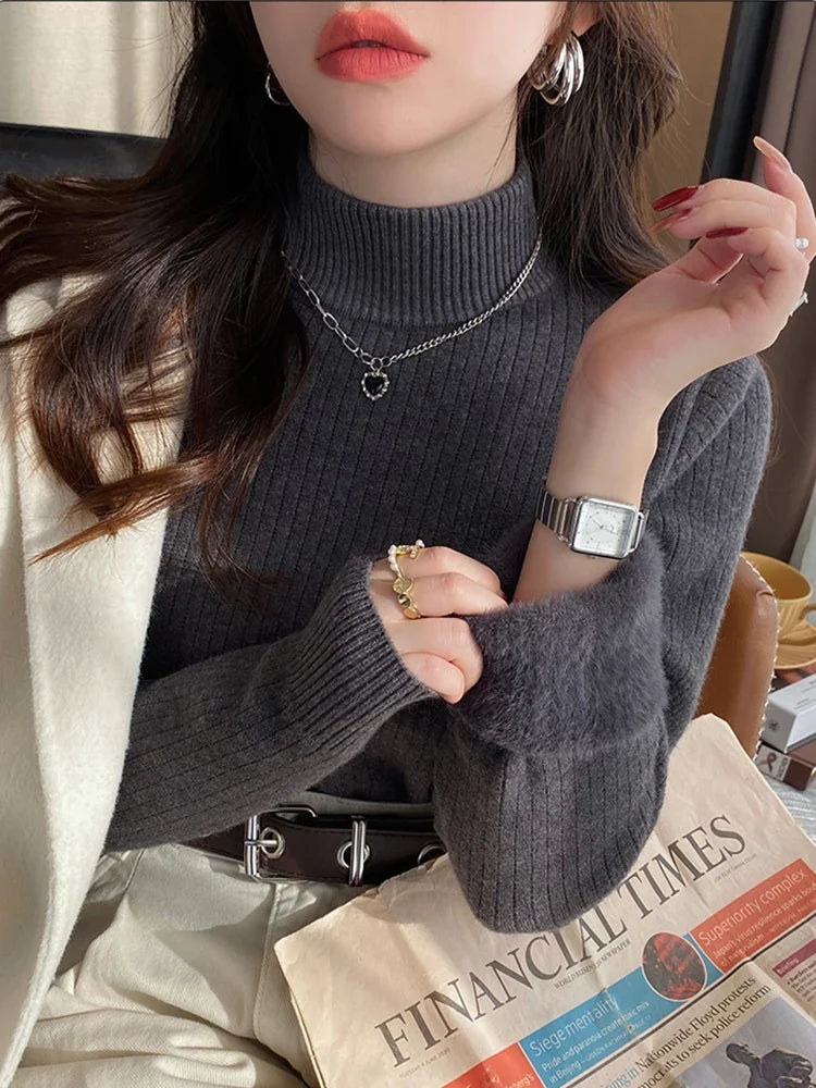 Crop top da donna a coste con collo alto, fodera calda effetto pelliccia