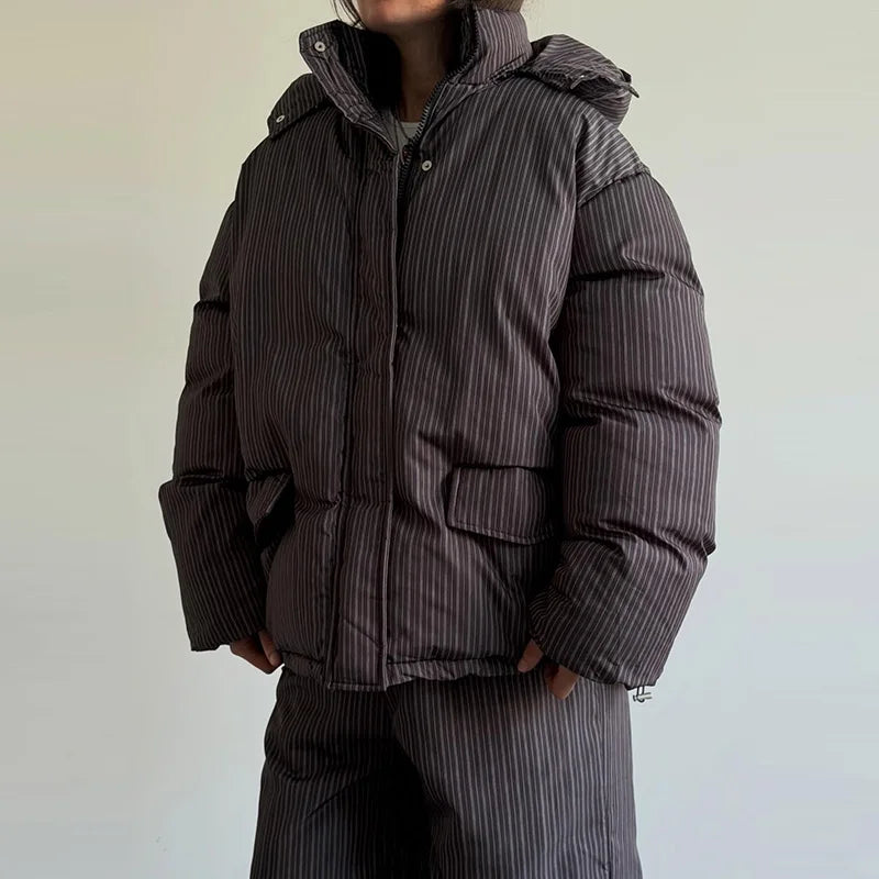 Oversized vatteret dunjakke til kvinder med hætte og print