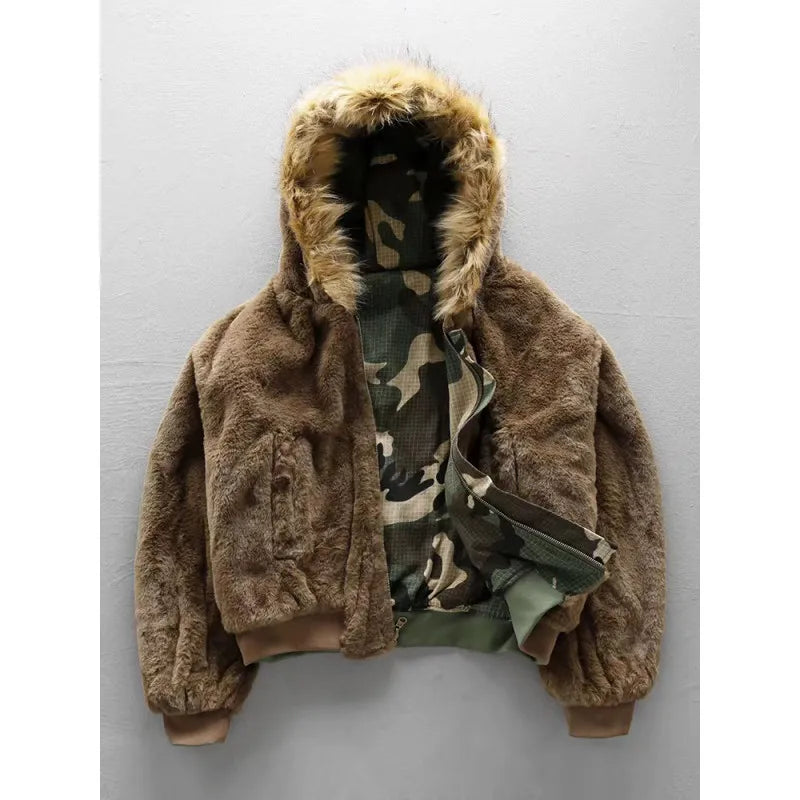 Veste bomber en fausse fourrure marron avec capuche et doublure camouflage
