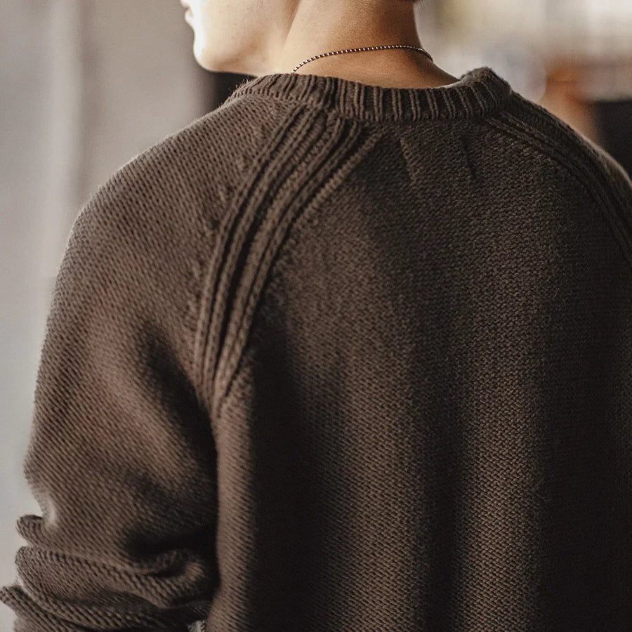 Jersey de punto texturizado marrón para hombre, mangas raglán y cuello redondo