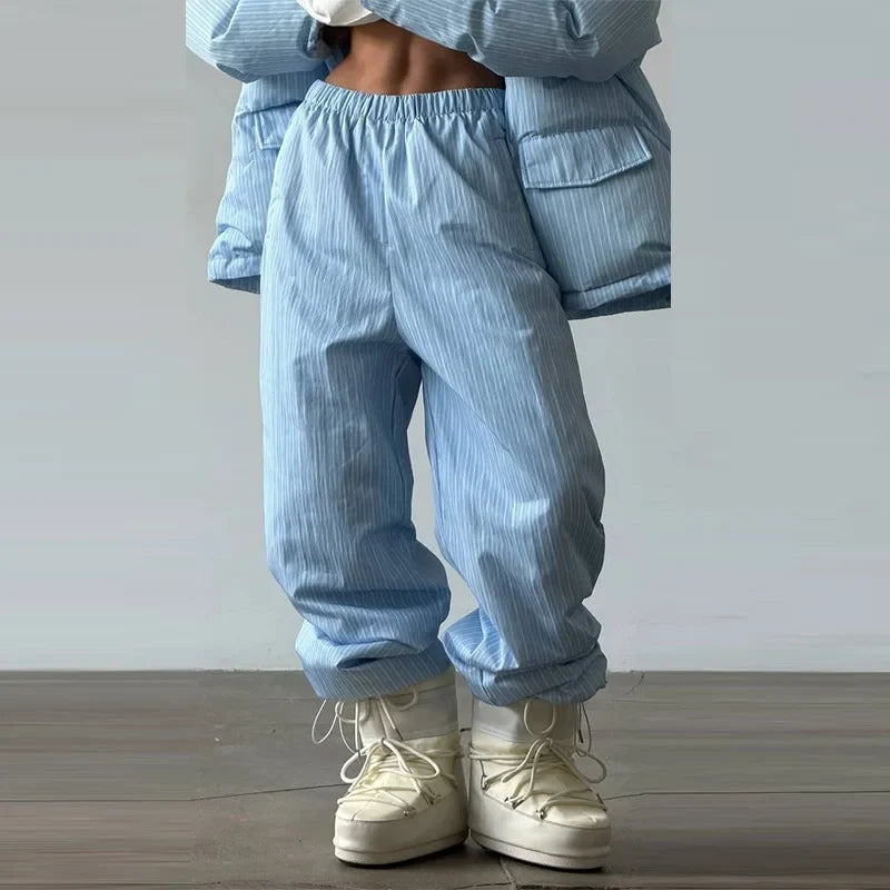 Oversized vatteret dunjakke til kvinder med hætte og print