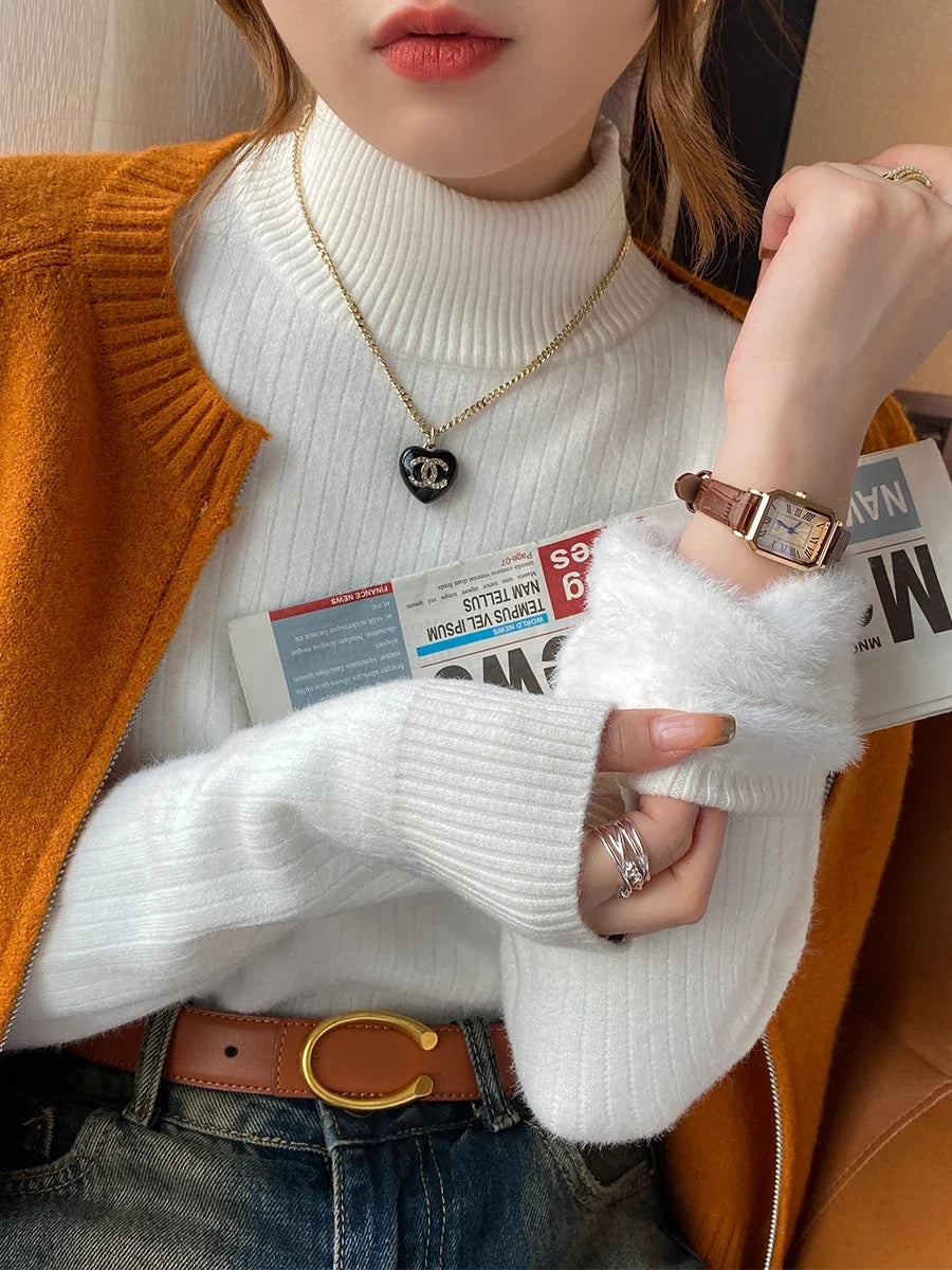 Crop top da donna a coste con collo alto, fodera calda effetto pelliccia