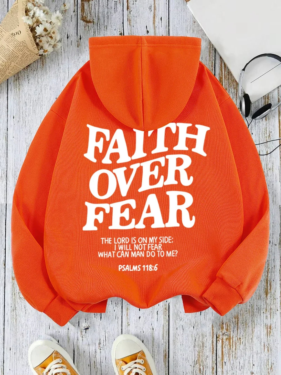 Felpa con cappuccio unisex a tinta unita con stampa "Faith Over Fear"