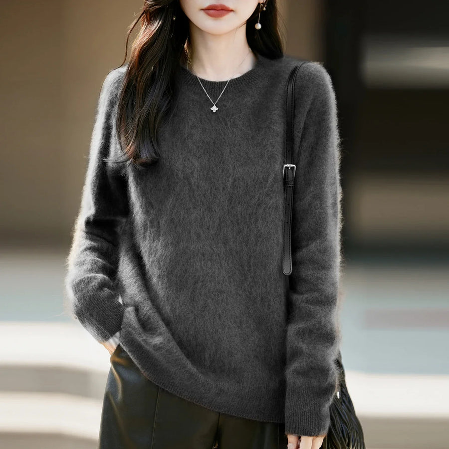 Women's cozy lightweight pale yellow crew-neck sweater