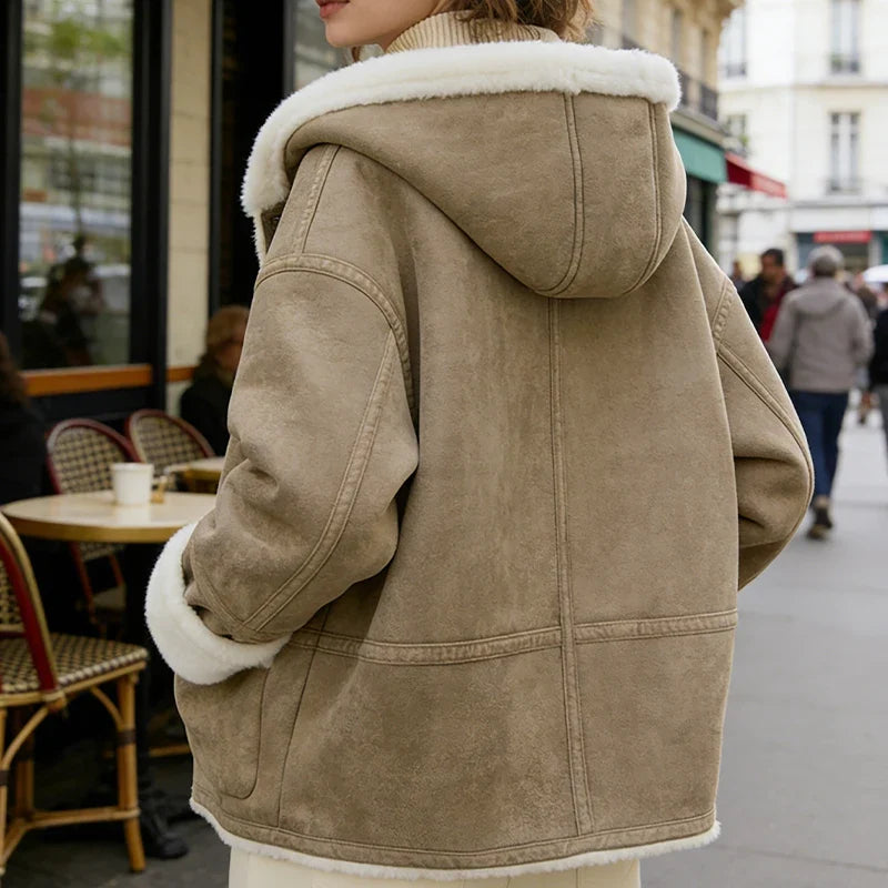 Veste à capuche beige doublée imitation fourrure femme, coupe décontractée