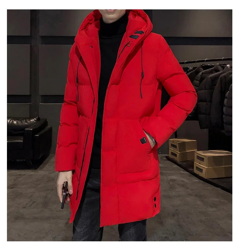 Cappotto invernale lungo trapuntato con cappuccio da uomo, disponibile in diversi colori
