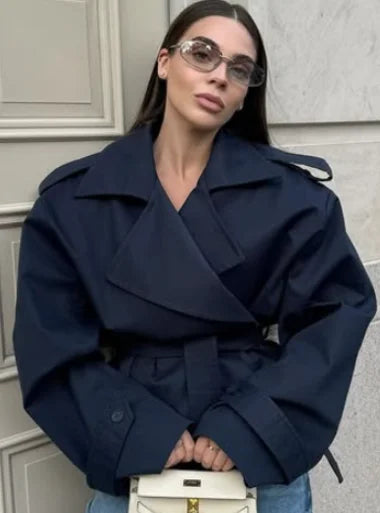 Lässiger mittellanger, taillierter Damen-Trenchcoat mit weitem Schnitt