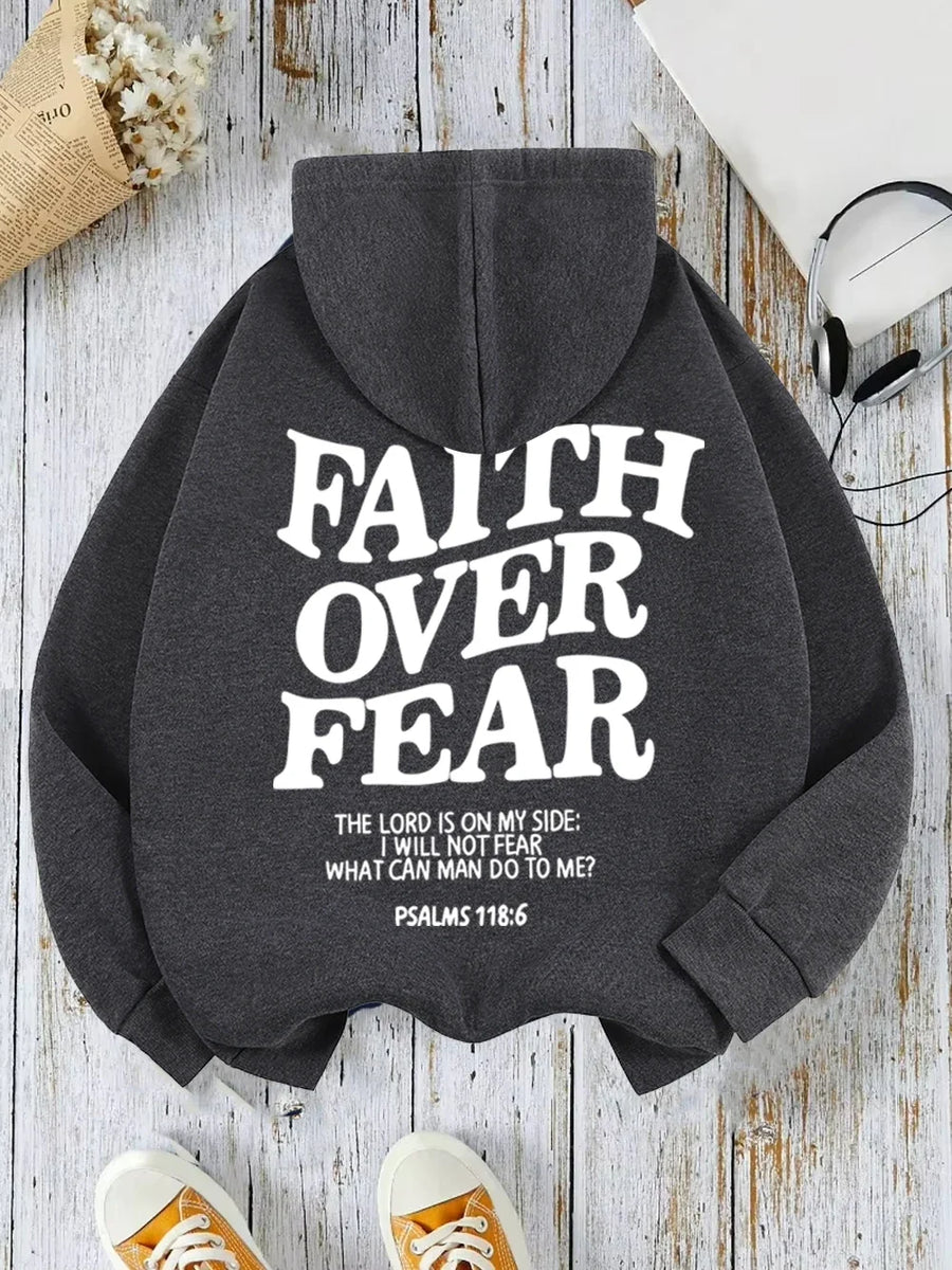 Felpa con cappuccio unisex a tinta unita con stampa "Faith Over Fear"