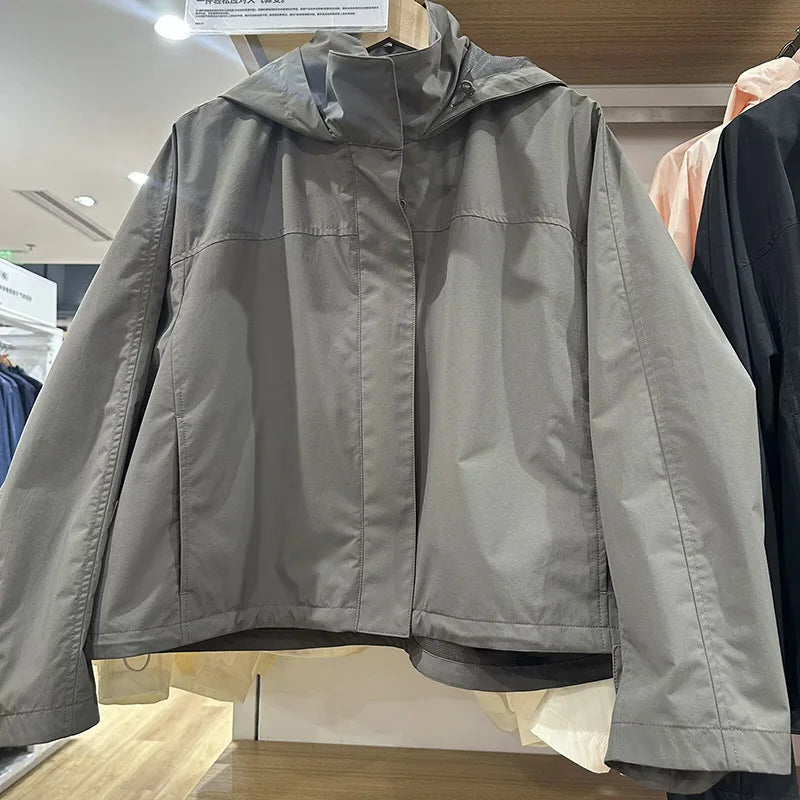 Blouson court à capuche femme avec cordon de serrage taille, couleur unie