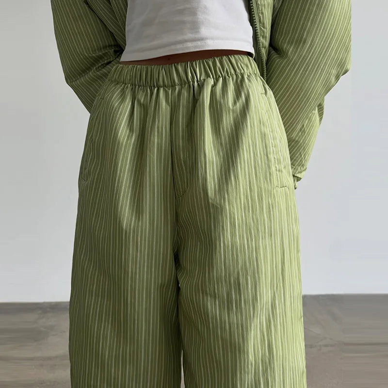 Oversized vatteret dunjakke til kvinder med hætte og print