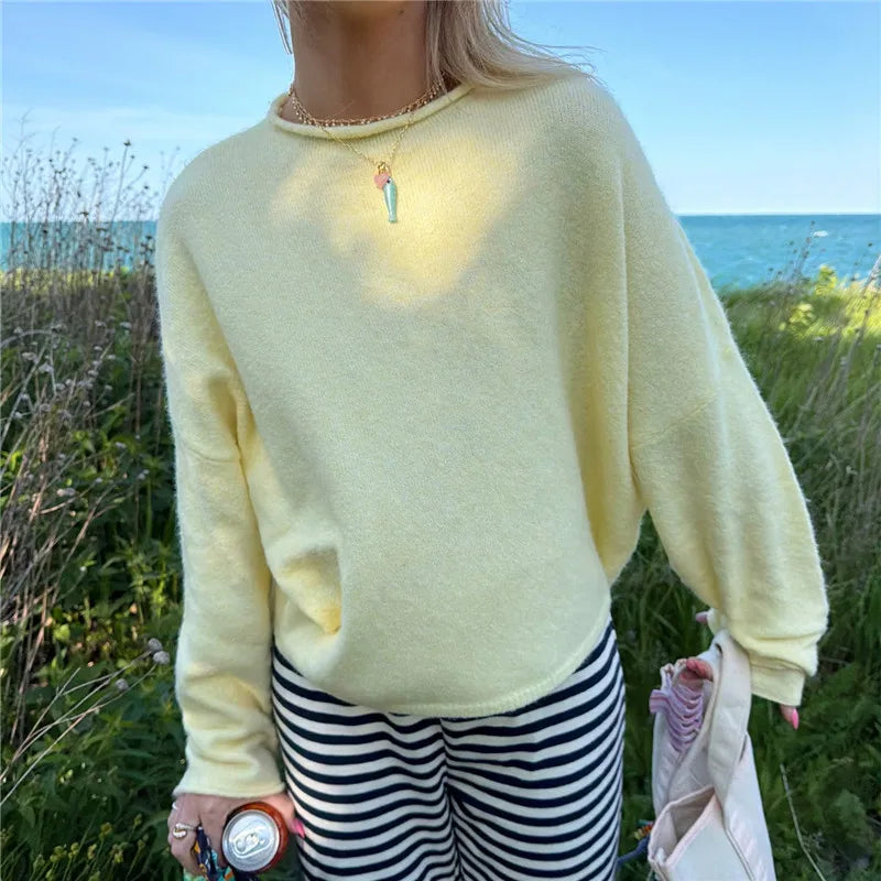 Suéter holgado para mujer de punto ligero con cuello redondo amarillo claro